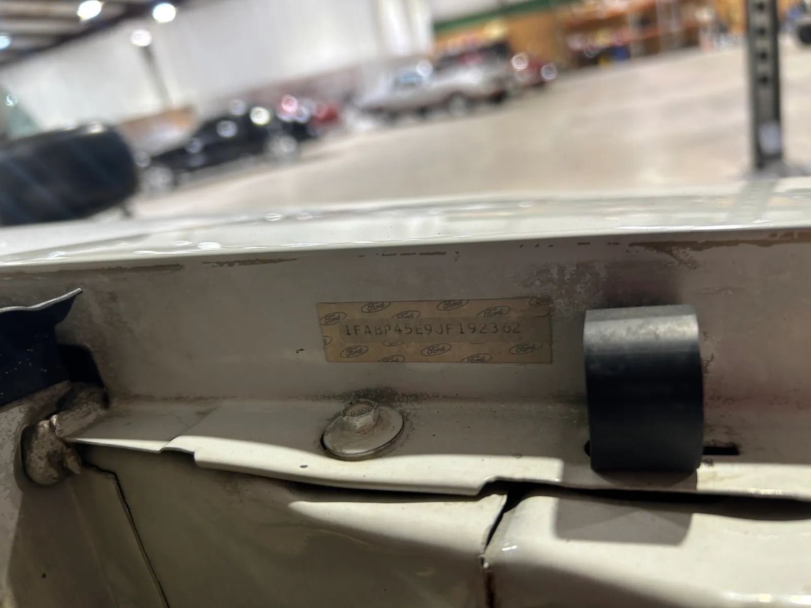 Numbers_ DS front fender VIN.JPG